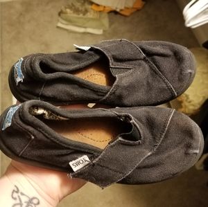 🎈2 for $15🎈 Girl's Toms shoes